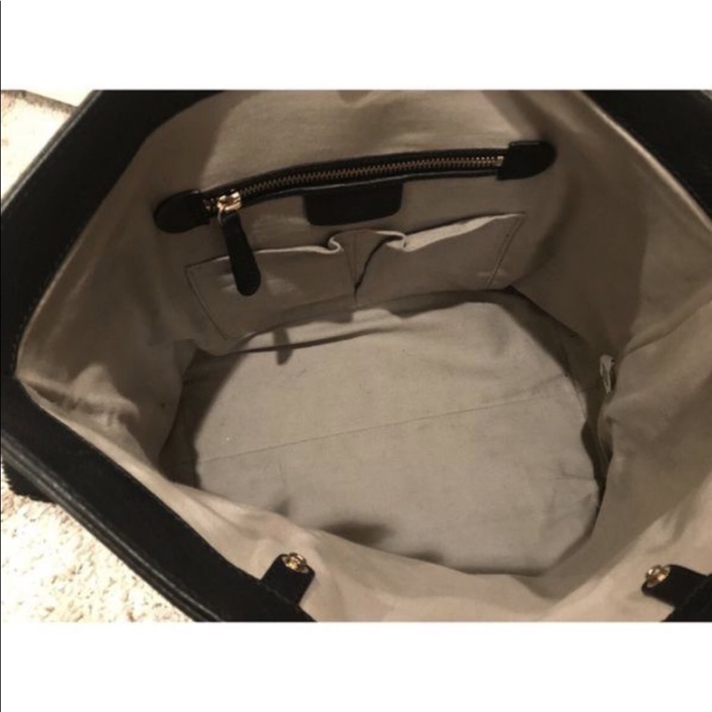 Ugg purse - Picture 2 of 4